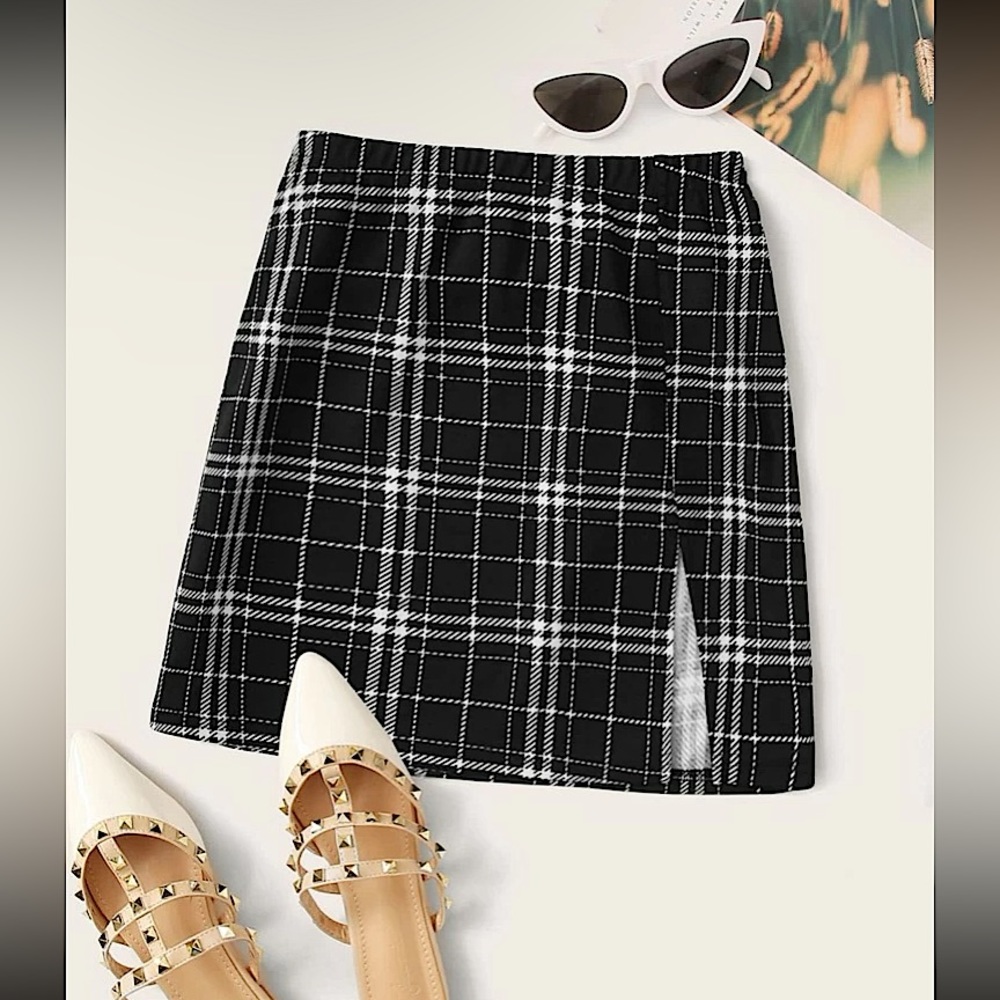 Split Hem Skirt 💕